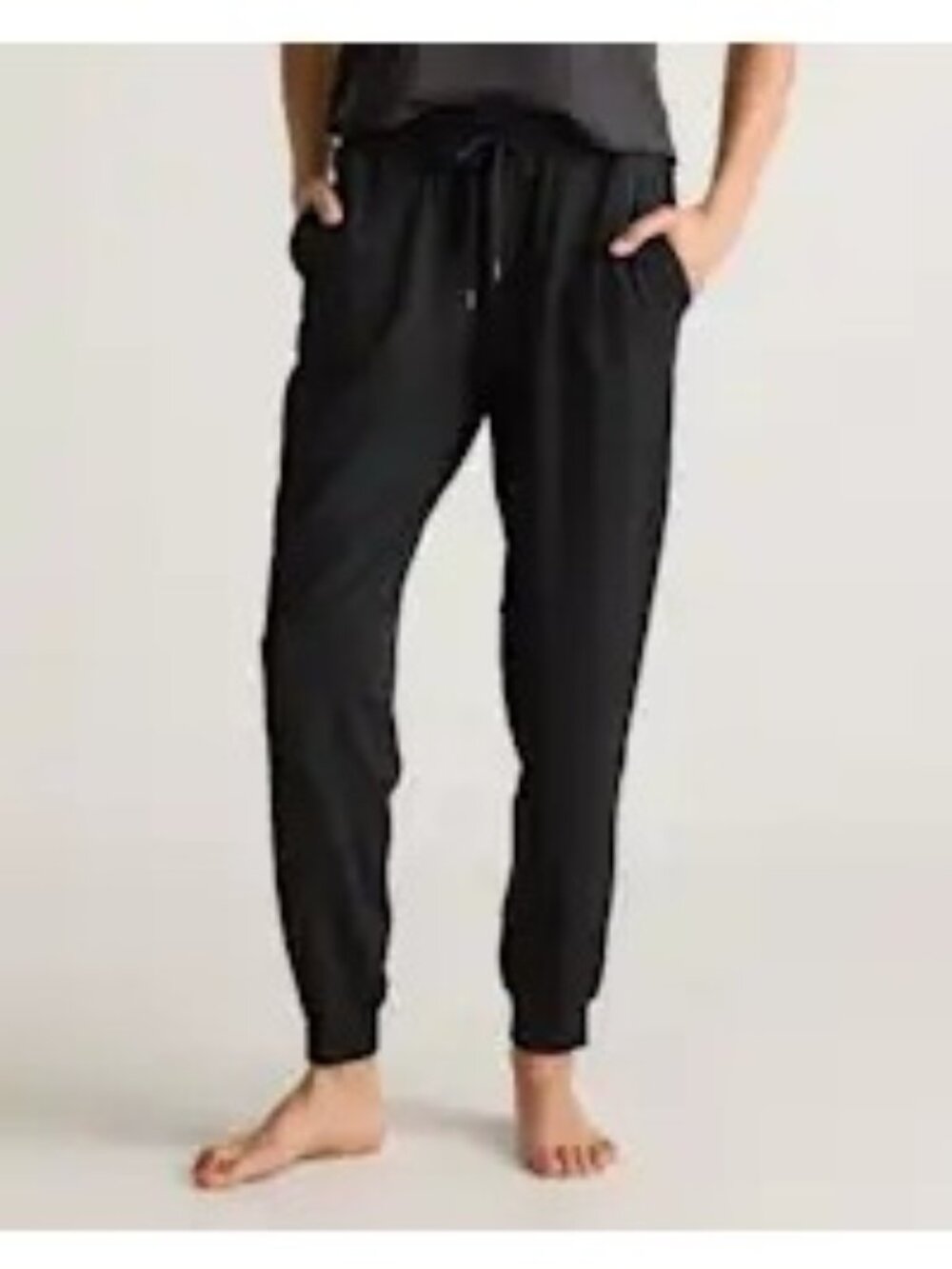 Quince Flowknit Mid-Rise Joggers Recycled Moisture Wicking Black Size XS NWOT